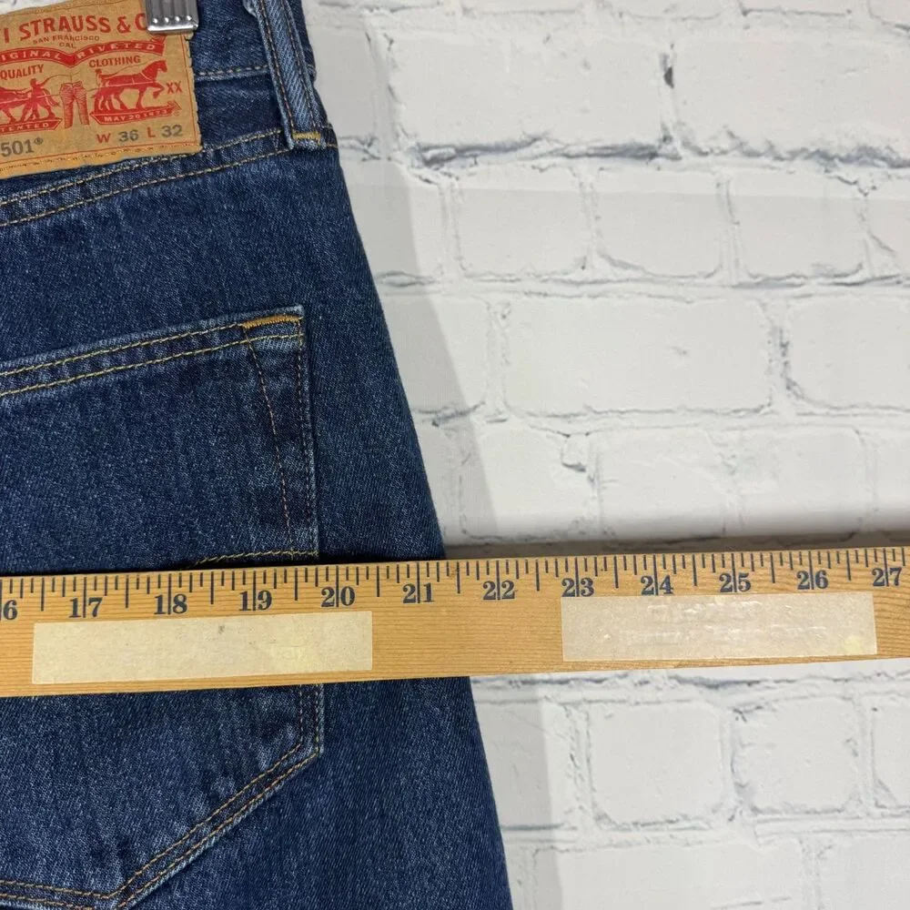 Levi’s 501 Jeans Mens 36x32 Button Fly Denim Blue Dark Wash Straight Leg Western